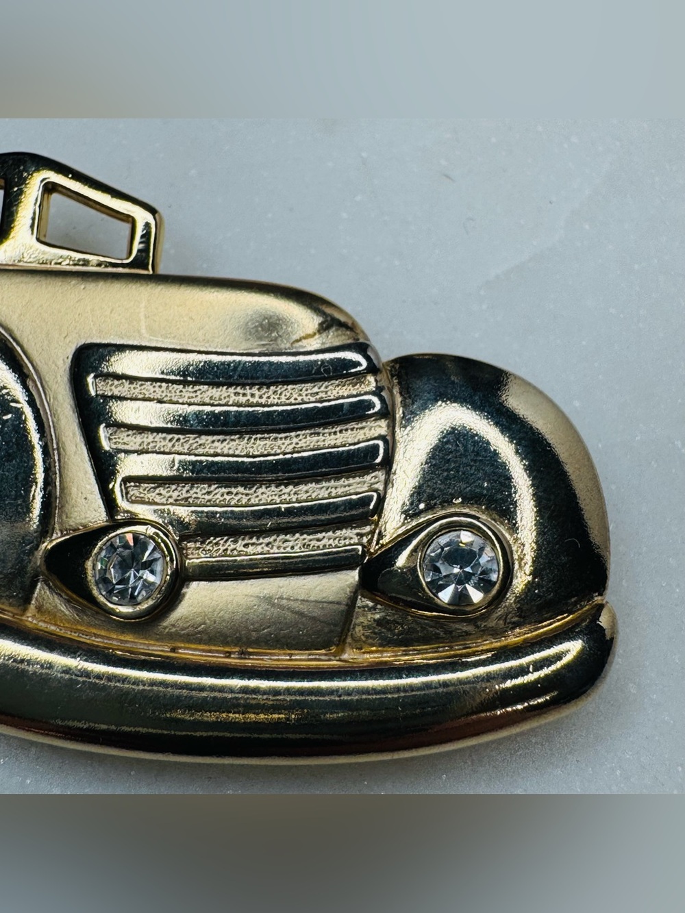 Gold Tone Vintage Car Brooch with Rhinestone Headlights - Picture 5 of 6